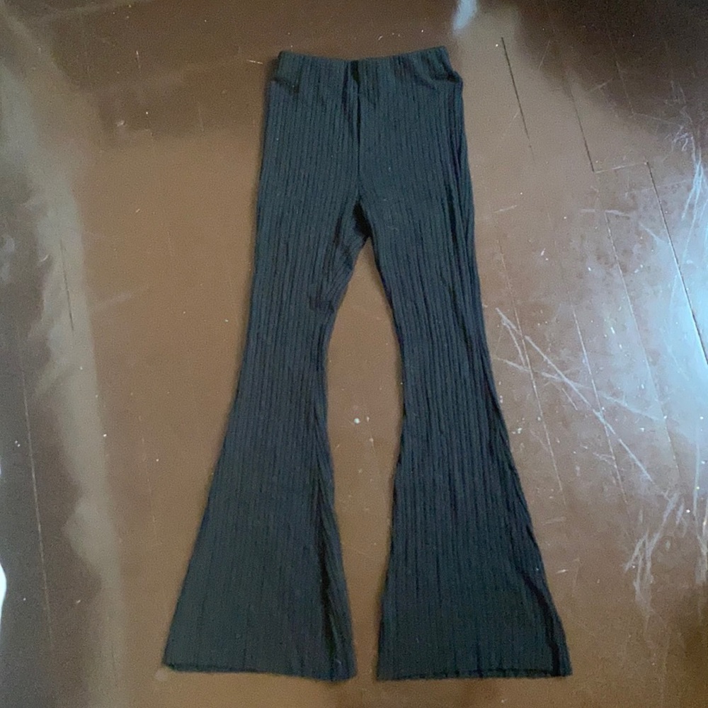 Black flare leggings!